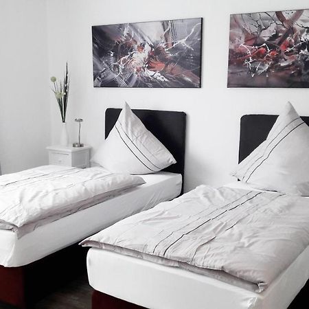 Moderne Ferienwohnung Am Wesertor Касел Екстериор снимка