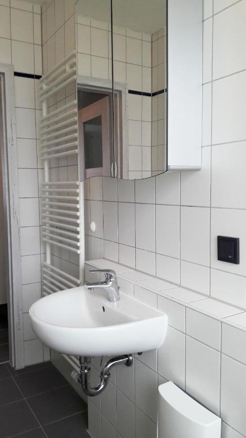 Moderne Ferienwohnung Am Wesertor Касел Екстериор снимка